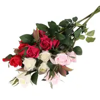 結婚式やイベントの装飾のための5つの花の頭カラフルな人工生地バラの花の花束の配置卸売