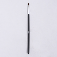 Pinceau à lèvres à manche en bois, poils synthétiques véganes marron, pour liner et rouge à lèvres, outil cosmétique pour le visage, marque privée