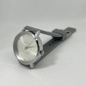 Reloj de cuarzo con esfera de aleación para mujer, nueva correa de cuero de Color caramelo con clase para mujer, estilo informal - Product Image 1