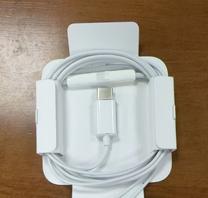 Audífonos Intrauditivos con Cable Tipo C, Precio <span class=keywords><strong>de</strong></span> Mayoreo del Fabricante Original, con Micrófono para <span class=keywords><strong>iPhone</strong></span> 15 16 - Product Image 3