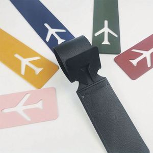 Etiqueta de equipaje de cuero de doble cara con logotipo personalizado en oro caliente, diseño hueco de avión - Product Image 6