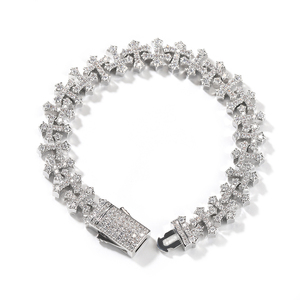 Bracelet Chaîne Maillons "Mini Croix" <span class=keywords><strong>Luxe</strong></span> Unisexe Plaqué Or 18K avec Charmes Zircons 5A pour Hommes Femmes, Accessoire Tendance - Product Image 3