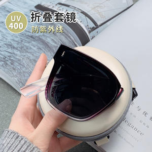 Nouvelles lunettes de soleil pliables pour femmes, monture noire en PC, verres polarisés UV400, pour la conduite, avec étui de protection - Product Image 3