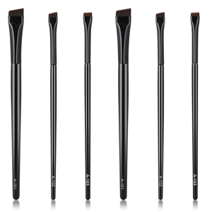 Juego de 3 Pinceles Delineadores de Ojos en Ángulo Fino, Ultrafinos, Profesionales, de Lujo, para Maquillaje de Ojos - Product Image 1