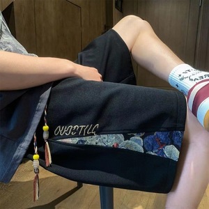 Shorts de <span class=keywords><strong>basket</strong></span> décontractés pour hommes, coupe ample, texture gaufrée, tissu polyester effet coton, micro-extensible, style coréen chic - Product Image 3
