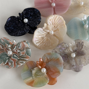 High Quality European and American Style Orchid Flower Hair Clips 6cm Acetate Sweet Pearl <b>Wedding</b> Hair <b>Accessories</b> for Women - Product Image 2