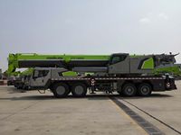 Grues de camion Ztc1000v653 à vendre, grue montée sur camion Unic