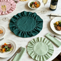 Set de table et serviette en polyester vert sauge à volants ronds - Napperon isolant thermique pour mariage, fête, repas, décoration stimulant l'ambiance