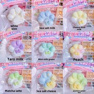 Juego de Moldes de Silicona Caseros para Niños, Juguetes para Apretar con Forma de Garra de Gato, Regalos Hechos a Mano para Niñas - Product Image 4