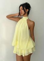 Robe d'été élégante et confortable pour femme, coupe ajustée, dos nu, licol, taille nouée, couleur unie, polyvalente, idéale pour les vacances