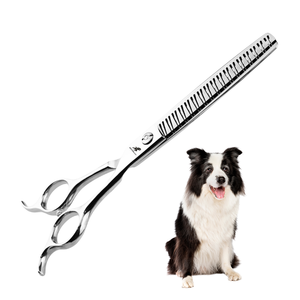 Ciseaux de toilettage pour animaux de compagnie Maclura Wholesale, écologiques, de 8 pouces, style queue de poisson, à dents serrées, à lame incurvée, en acier inoxydable - Product Image 1