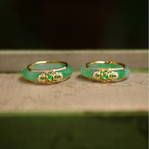 Anelli <span class=keywords><strong>di</strong></span> <span class=keywords><strong>giada</strong></span> naturale placcati in oro da donna da uomo con <span class=keywords><strong>anello</strong></span> <span class=keywords><strong>di</strong></span> <span class=keywords><strong>giada</strong></span> gioielli in <span class=keywords><strong>giada</strong></span> bianca coppia anelli per regali - Product Image 6