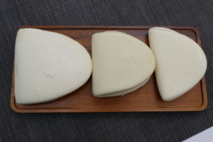 Gua <span class=keywords><strong>Bao</strong></span> Sucré Congelé 50g Halal, Petits pains chinois à la vapeur, Vente en gros en sac, Fabricant OEM, MOQ 1000 cartons - Product Image 4
