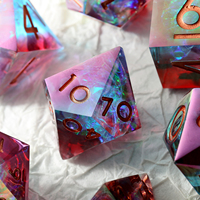 Porte-dés à rouler D&D personnalisable en résine à bords tranchants, ensemble de dés à noyau liquide pour RPG Dungeons and Dragons