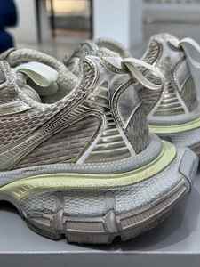 Venta al por Mayor de Fábrica de Zapatos Casuales de Diseño de Alta Calidad, Zapatos Deportivos Transpirables y Antideslizantes, y Zapatos de Skate - Product Image 5