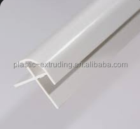 Machine de fabrication de profilés en PVC à haute efficacité pour la fabrication de profilés de portes et fenêtres en PVC en plastique à vendre
