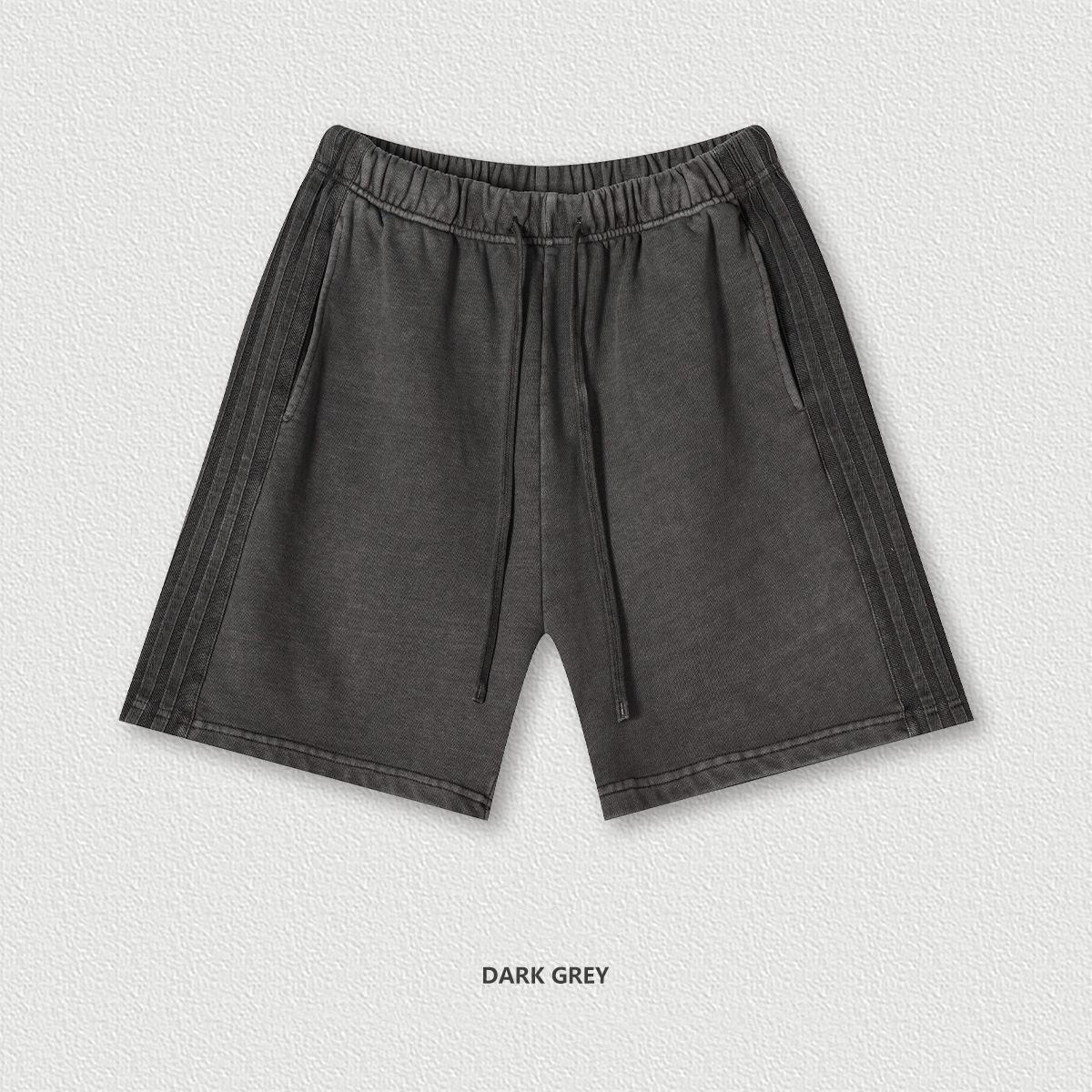 กางเกงขาสั้นสีเทาเข้ม