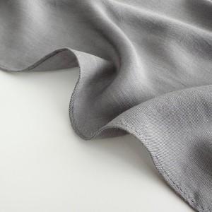 Chất Lượng Cao 40S <span class=keywords><strong>Modal</strong></span> Hijab <span class=keywords><strong>90</strong></span> ° Right-Angle Bé May Thị Trường Miễn Phí Mẫu Của Châu Âu Tốt Nhất Bán Truyền Thống Khăn Choàng & Khăn Choàng - Product Image 5