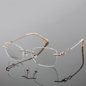 Titan Thiết Kế Mới Cổ Điển Người Phụ Nữ Không Vành Eyewear Khung Y Tế - Product Image 4