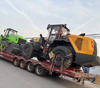 China 5,5 Tonnen Frontlader 855T 170kW Radlader Mittelklasse-Lader mit Kehrbesen und Steinschaufel zum Verkauf