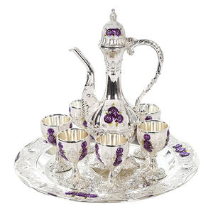 Décoration de <span class=keywords><strong>table</strong></span> de maison vintage de style arabe Coffret cadeau de tasse à vin haut de gamme en alliage d'<span class=keywords><strong>or</strong></span> avec plateau - Product Image 4