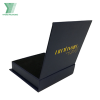 Cajas de joyería de cartón rígido plegable magnético reciclable de alta gama con logotipo personalizado embalaje de lujo forrado con esponja de laminación mate