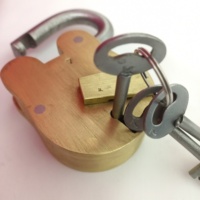 Serrure à cadenas en laiton 100% Alcatraz Prison, garantie 40 ans, cadenas en métal avec clé/ cadenas haute sécurité/ métal lourd/ avec 3 clés maîtresses