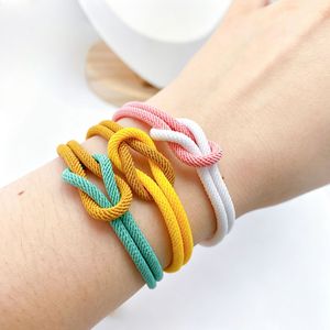 Nuovo Braccialetto Intrecciato Bicolore Regolabile con <span class=keywords><strong>Nodo</strong></span> <span class=keywords><strong>a</strong></span> Otto - Regalo di San Valentino per Coppie, Vendita all'Ingrosso - Product Image 3