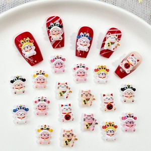 Accessori per Nail Art Stile Capodanno Maneki Neko Cartone Animato Decorazioni per Unghie in Resina Fai-da-Te Stile Cinese con Leone Danzante e Campanello - Product Image 1