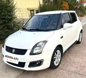 <span class=keywords><strong>Suzuki</strong></span> <span class=keywords><strong>Swift</strong></span> Hatchback 2011 Benzina Automatica, Interni in Pelle Scura, Guida a Sinistra, Pneumatici R16, Trazione Anteriore, Tetto Apribile - Product Image 1