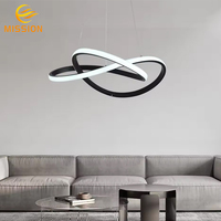 Plafonnier LED moderne 40W 500mm Courbé Luminaire suspendu à intensité variable avec hauteur de suspension réglable pour salon