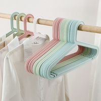 Organisateur de vêtements multifonctionnel moderne pour enfants en PP, installation suspendue en acier inoxydable, armoire pour enfants, cintres en plastique
