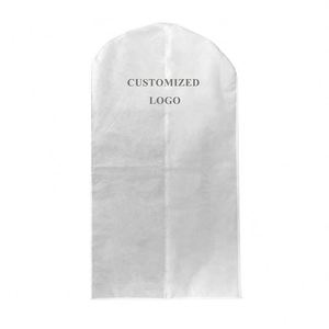 Housse de vêtement pliable blanche non tissée, housse de costume personnalisée, sacs à vêtements avec logo personnalisé pour le voyage - Product Image 1