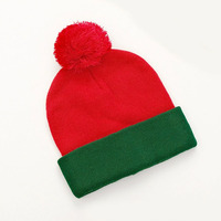 Vente en gros de bonnets tricotés à pompon bicolores chauds