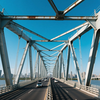Puente Peatonal de Acero de Diseño Personalizado para Espacios Públicos