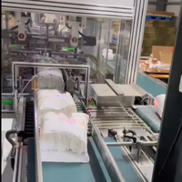 Kompakte Halbautomatische Einweg-Babywindel-Schneidemaschine mit Motor, 400 Stück pro Minute Produktionskapazität