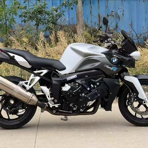 Motocicletas Usadas de Alto Rendimiento con Motores de Cuatro Cilindros en Paralelo, Comparable a las Nuevas, Directamente de Fábrica, de Gasolina - Product Image 1