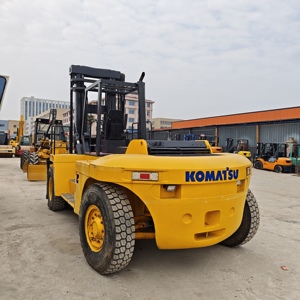 Montacargas Usados Komatsu 20T de Alto Rendimiento, Componentes para Montacargas Diésel, Maquinaria de Construcción, Maquinaria para Movimiento de Tierras - Product Image 6