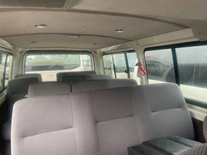Minibús Diésel Euro 3 de 15 Plazas, Manual, de Segunda Mano, Hiace de <span class=keywords><strong>Techo</strong></span> <span class=keywords><strong>Alto</strong></span>, Autobús Usado del 2015 - Product Image 4