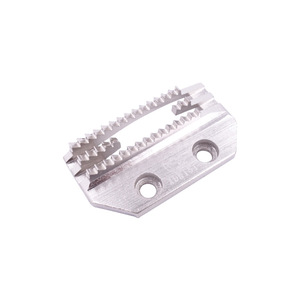 Pièce de machine à coudre en acier inoxydable durable, type E, quatre rangées avec trous pour matériaux fins, pour machine à coudre Golden Pigeon Feed Dog - Product Image 2