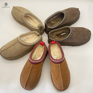 2026 Uggs <span class=keywords><strong>di</strong></span> Alta <span class=keywords><strong>Qualità</strong></span> Classiche <span class=keywords><strong>Pantofole</strong></span> da Tempo Libero per Interni ed Esterni da Donna Antiscivolo <span class=keywords><strong>di</strong></span> Marca Eleganti per Inverno e Primavera - Product Image 6