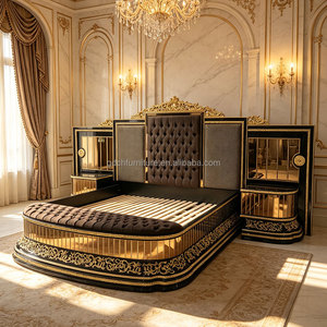 Letto Matrimoniale Classico Europeo di Lusso in Stile Francese, Mobili in Legno Massello Dorato per Villa e Palazzo, Intagliato a Mano da Artigiani - Product Image 3
