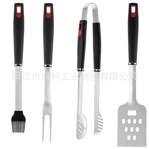 ชุดเครื่องมือบาร์บีคิวสแตนเลส 5 ชิ้น ตะหลิว ส้อม ที่คีบ แปรง สำหรับย่าง ปิ้ง บาร์บีคิว แคมป์ปิ้ง ทำอาหารกลางแจ้ง อุปกรณ์ครัวทนทาน - Product Image 2