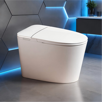 WC intelligent minimaliste avec réservoir d'eau dissimulé, bidet électrique intelligent, toilette intelligente pour l'intérieur de condos modernes