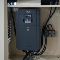Compresseur d'air à vis stationnaire de haute qualité 7,5 kW, économe en énergie, 110V/220V/380V/415V, pour la construction, moteur de fonctionnement 8-16 bars
