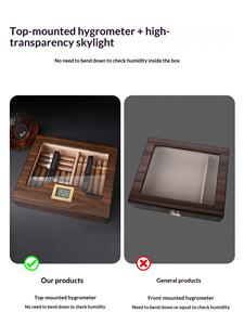 Kotak Humidor Cerutu Kayu Cedar Vintage Berkualitas Tinggi Buatan Tangan dengan Humidifier dan Hygrometer - Product Image 4