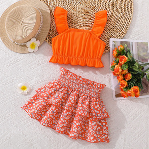 Nuovo Set Estivo per Bambine 2 Pezzi 4-7 Anni, T-Shirt Floreale e Gonna con Volant - Product Image 2