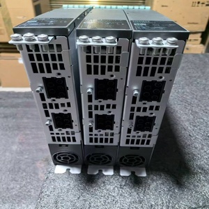 Module moteur à axe unique SINAMICS S120 6SL3120 2TE13 0AA3 6SL31202TE130AA3, entrée 240V, sortie 3AC 400V, bus CAN - Product Image 1