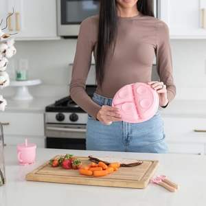 OKOLAY Set perlengkapan makan bayi silikon, tas penyimpan susu payudara 2 cukin, piring isap terpisah, Set makanan bayi silikon merah muda, desain Populer - Product Image 2