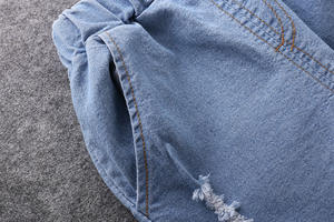 Ensemble de survêtements décontractés de haute qualité pour garçons, comprenant une chemise blanche d'école et un jean en denim pour garçon avec motif lettres - Product Image 6